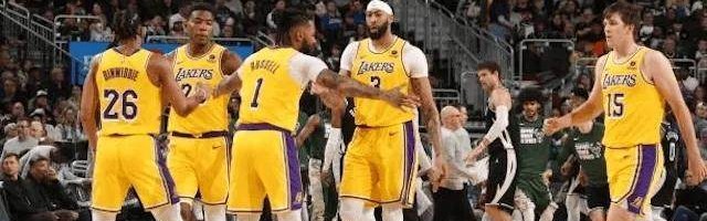 v站体育-詹姆斯缺阵19分大逆转双杀雄鹿 湖人阵容深不可测