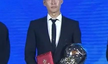 v站体育-吴曦：我希望年轻球员20岁就能爆发；不断前插助攻是我的风格