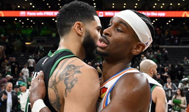 v站-MVP+总冠军都想要？亚历山大专啃硬骨头扎心双探花