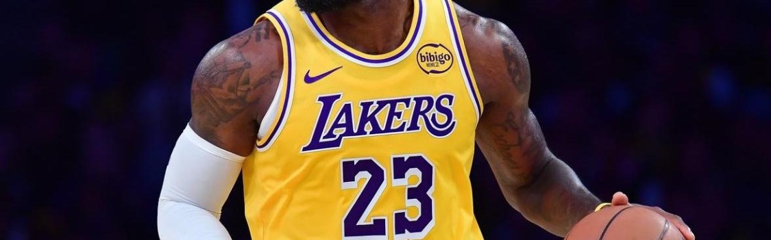 詹姆斯连续10分是以最完美的方式终结的！但纪录早就历史独一档！