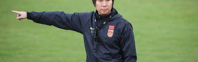 v站体育-京媒：两连败让李铁背负压力 国足要减压轻装上阵